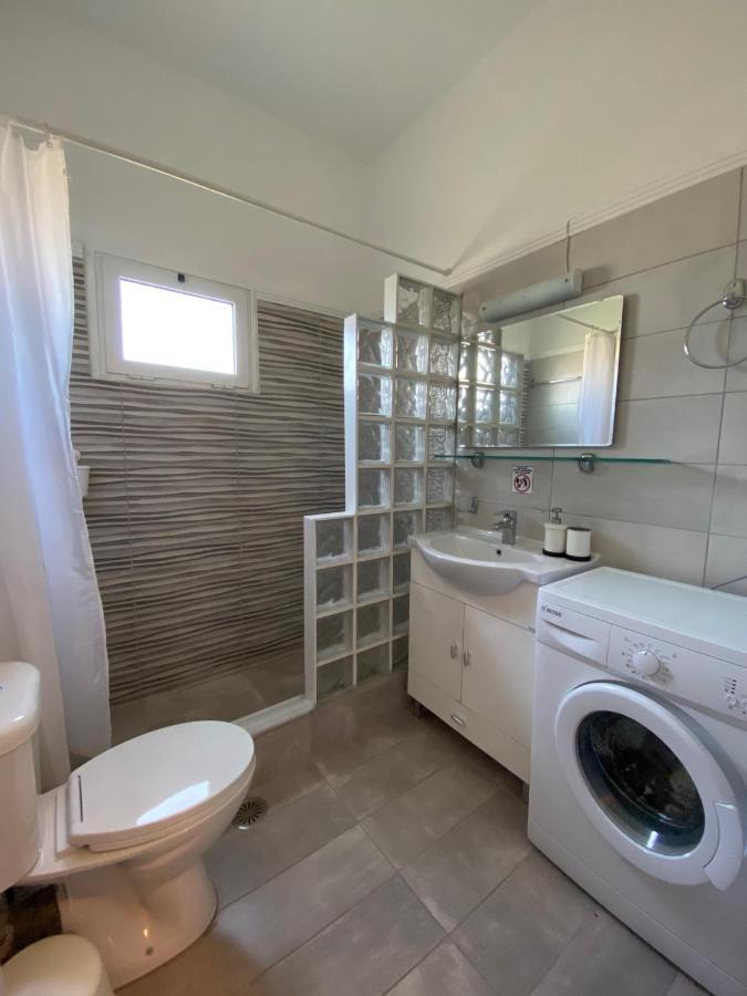 Mpanos Sea Apartment 2 Loutra Elenis Extérieur photo